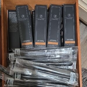 Savvy Minerals Liquid Foundation Collection